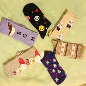 📍NWT, NWOT Lot of 6 pair of socks